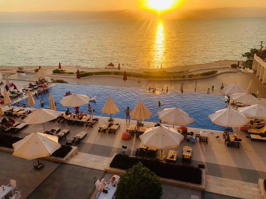 Porto Dead Sea Ma'in Екстериор снимка